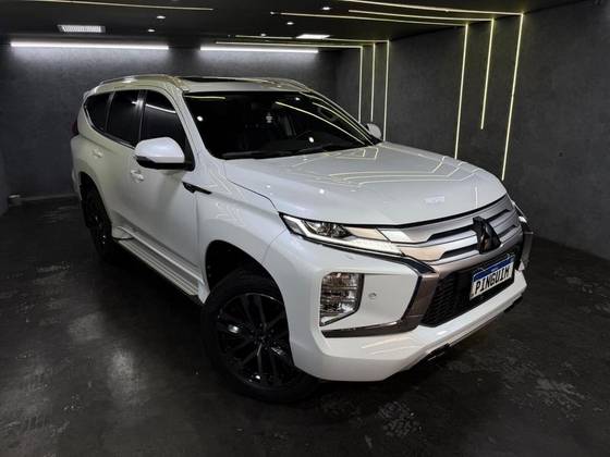 MITSUBISHI PAJERO SPORT 2.4 16V MIVEC TURBO DIESEL LEGEND AWD AUTOMÁTICO