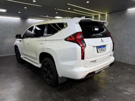 MITSUBISHI-PAJERO SPORT-2024