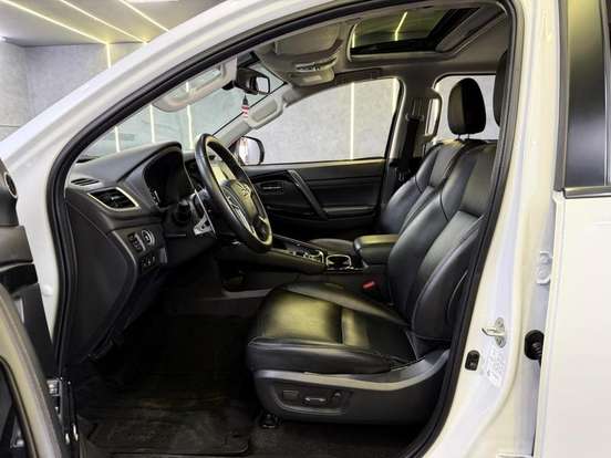 MITSUBISHI-PAJERO SPORT-2.4 16V MIVEC TURBO DIESEL LEGEND AWD AUTOMÁTICO MITSUBISHI-PAJERO SPORT-2024