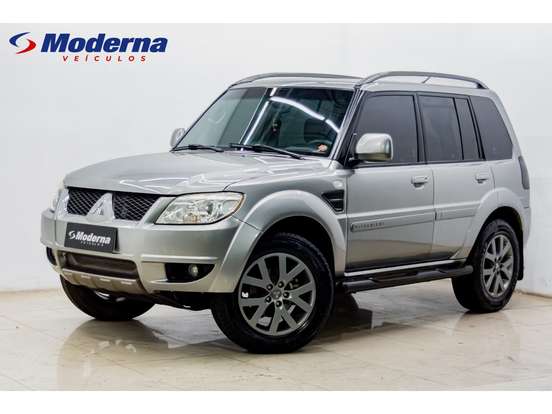 MITSUBISHI-PAJERO TR4-2.0 4X2 16V 140CV FLEX 4P AUTOMÁTICO MITSUBISHI-PAJERO TR4-2014