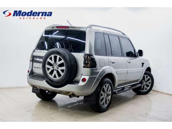 MITSUBISHI-PAJERO TR4-2.0 4X2 16V 140CV FLEX 4P AUTOMÁTICO MITSUBISHI-PAJERO TR4-2014