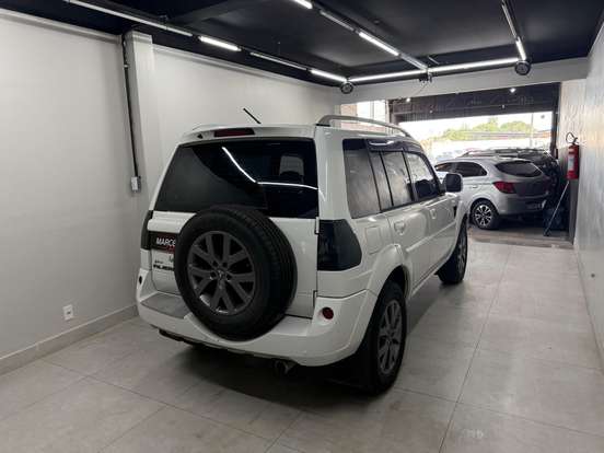 MITSUBISHI-PAJERO TR4-2014