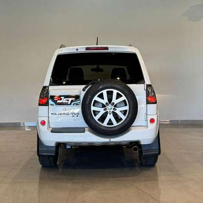 MITSUBISHI-PAJERO TR4-2013