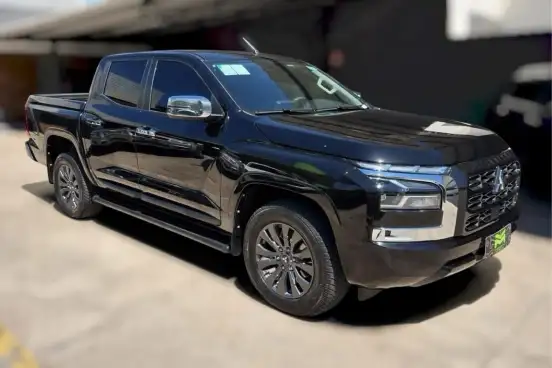 MITSUBISHI-TRITON-2025