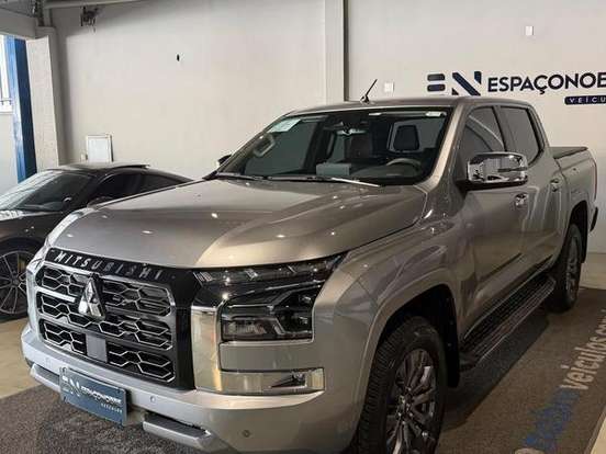 MITSUBISHI-TRITON-2.4 BITURBO DIESEL CD HPE-S 4X4 AUTOMÁTICO MITSUBISHI-TRITON-2025