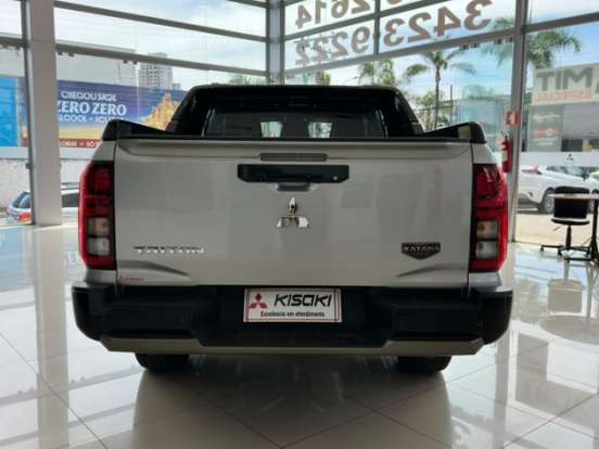 MITSUBISHI-TRITON-2.4 BITURBO DIESEL CD KATANA 4X4 AUTOMÁTICO MITSUBISHI-TRITON-2025