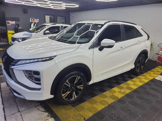 MITSUBISHI-ECLIPSE CROSS-1.5 MIVEC TURBO GASOLINA HPE CVT MITSUBISHI-ECLIPSE CROSS-2023