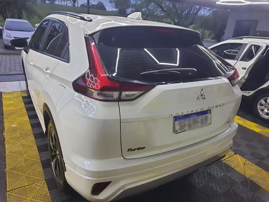 MITSUBISHI-ECLIPSE CROSS-2023