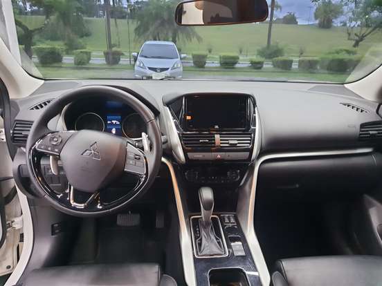 MITSUBISHI-ECLIPSE CROSS-2023