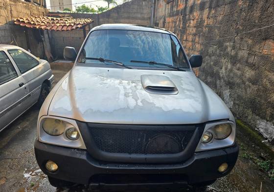 MITSUBISHI L200 2.5 GL 4X4 CD 8V TURBO DIESEL 4P MANUAL