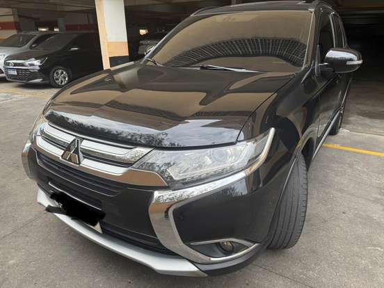 MITSUBISHI-OUTLANDER-2015