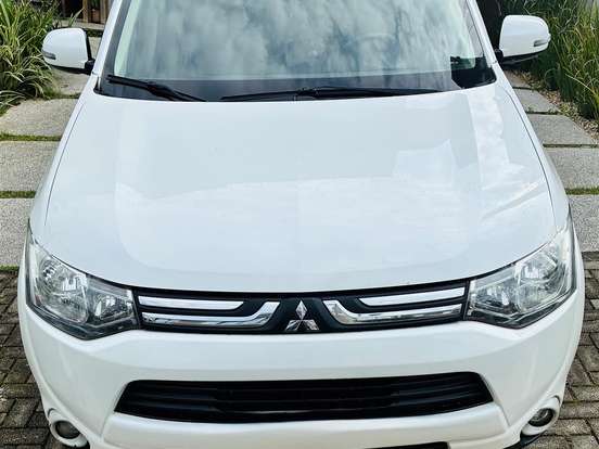 MITSUBISHI-OUTLANDER-2.0 16V GASOLINA 4P AUTOMÁTICO MITSUBISHI-OUTLANDER-2013