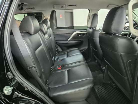 MITSUBISHI-PAJERO SPORT-2.4 16V MIVEC TURBO DIESEL HPE AWD AUTOMÁTICO MITSUBISHI-PAJERO SPORT-2024