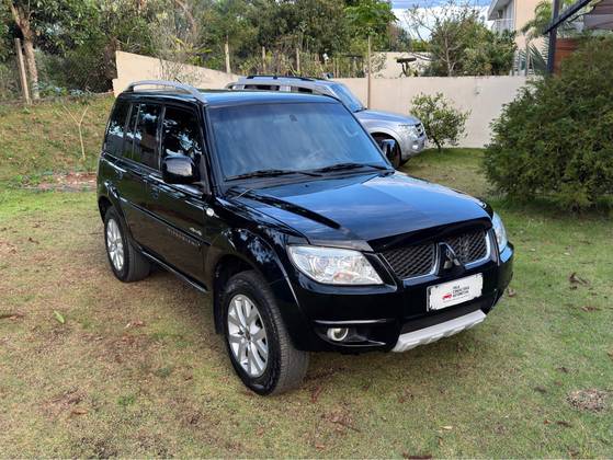 MITSUBISHI PAJERO TR4 2.0 4X4 16V 140CV FLEX 4P AUTOMÁTICO
