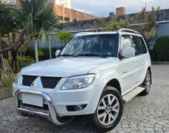 MITSUBISHI PAJERO TR4 2.0 4X4 16V 140CV FLEX 4P AUTOMÁTICO MITSUBISHI PAJERO TR4 2.0 4X4 16V 140CV FLEX 4P AUTOMÁTICO