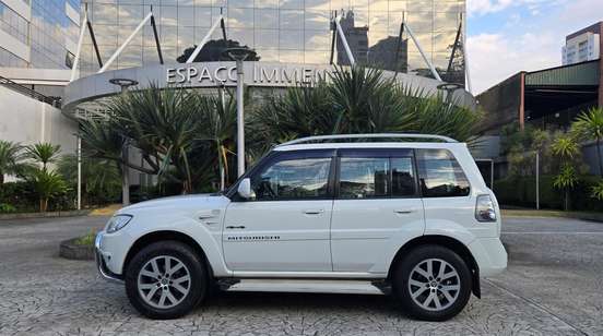 MITSUBISHI-PAJERO TR4-2014