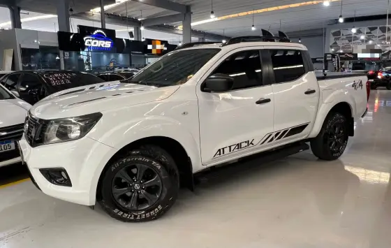 NISSAN FRONTIER 2.3 16V TURBO DIESEL ATTACK CD 4X4 AUTOMÁTICO