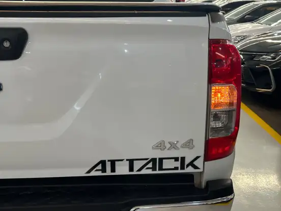 NISSAN-FRONTIER-2.3 16V TURBO DIESEL ATTACK CD 4X4 AUTOMÁTICO NISSAN-FRONTIER-2021