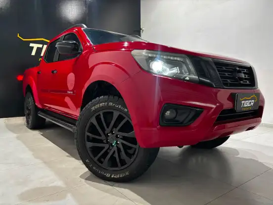 NISSAN-FRONTIER-2.3 16V TURBO DIESEL LE CD 4X4 AUTOMÁTICO NISSAN-FRONTIER-2017