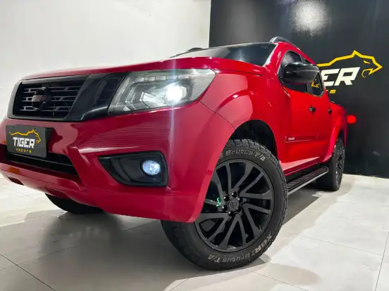 NISSAN-FRONTIER-2.3 16V TURBO DIESEL LE CD 4X4 AUTOMÁTICO NISSAN-FRONTIER-2017