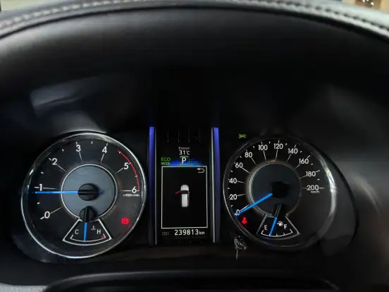 NISSAN-FRONTIER-2024