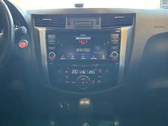 NISSAN-FRONTIER-2024