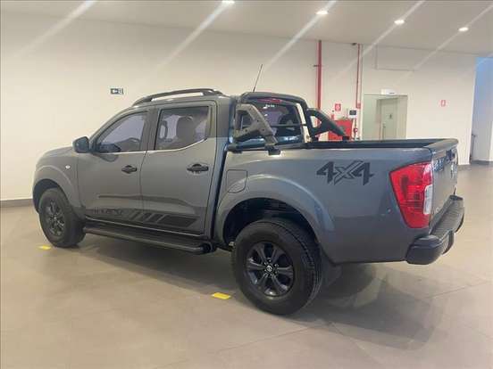 NISSAN-FRONTIER-2021