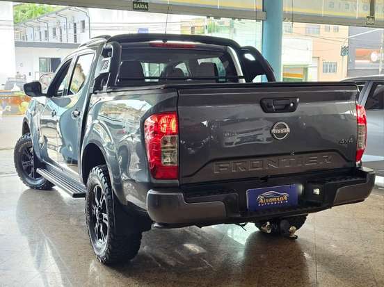 NISSAN-FRONTIER-2023