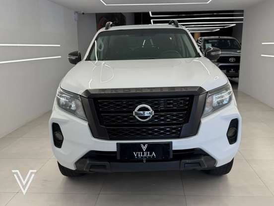 NISSAN-FRONTIER-2022