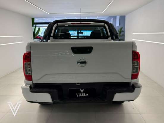 NISSAN-FRONTIER-2022