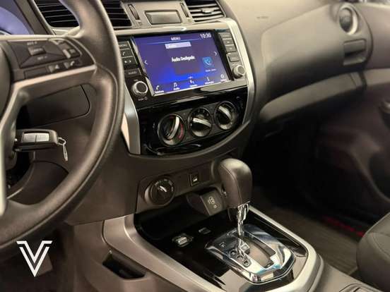 NISSAN-FRONTIER-2022
