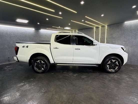 NISSAN-FRONTIER-2.3 16V TURBO DIESEL PLATINUM CD 4X4 AUTOMÁTICO NISSAN-FRONTIER-2022