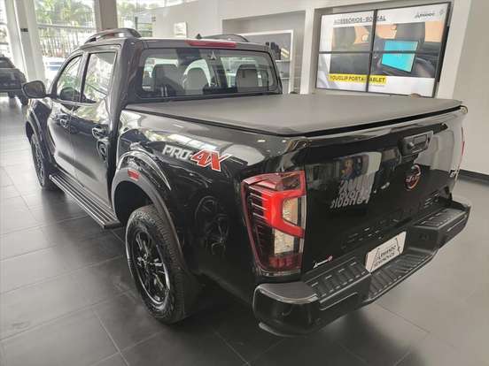 NISSAN-FRONTIER-2.3 16V TURBO DIESEL PRO4X CD 4X4 AUTOMÁTICO NISSAN-FRONTIER-2023