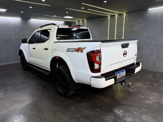 NISSAN-FRONTIER-2.3 16V TURBO DIESEL PRO4X CD 4X4 AUTOMÁTICO NISSAN-FRONTIER-2023