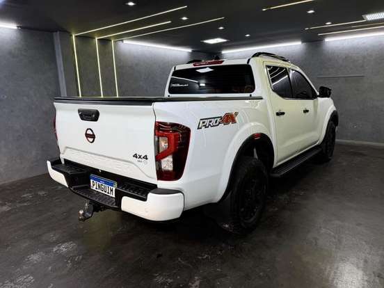 NISSAN-FRONTIER-2023