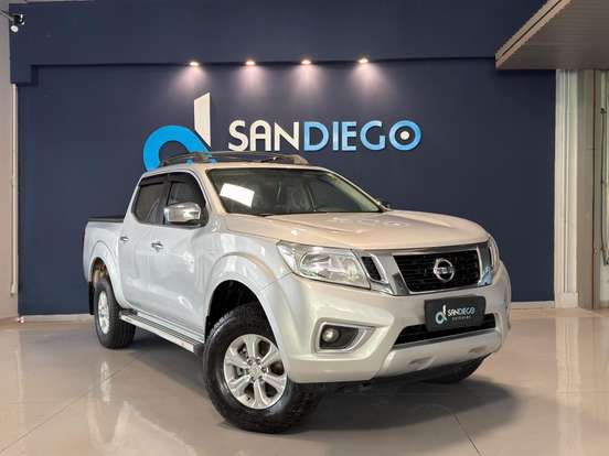 NISSAN-FRONTIER-2017