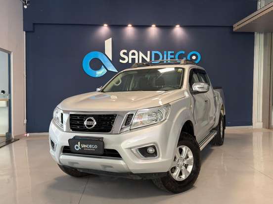 NISSAN-FRONTIER-2017