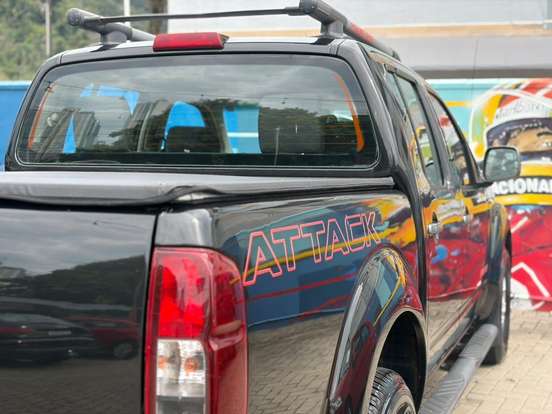 NISSAN-FRONTIER-2015