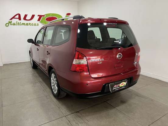 NISSAN-GRAND LIVINA-1.8 SL 16V FLEX 4P AUTOMÁTICO NISSAN-GRAND LIVINA-2013