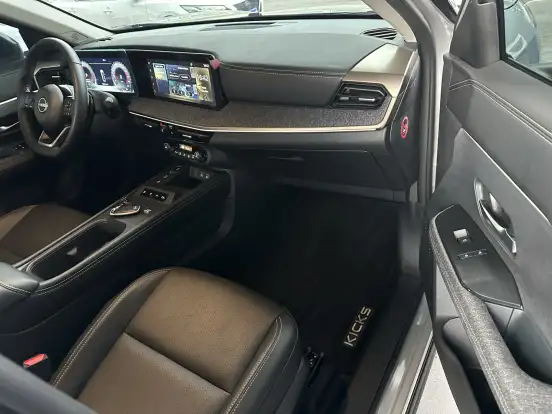 NISSAN-KICKS-2025