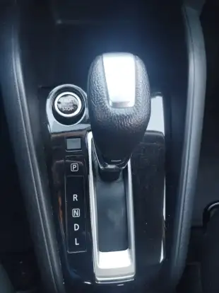 NISSAN-KICKS-2023