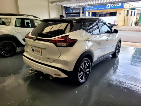 NISSAN-KICKS-2024