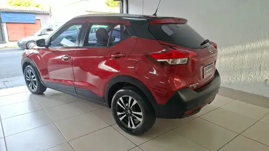 NISSAN-KICKS-2020