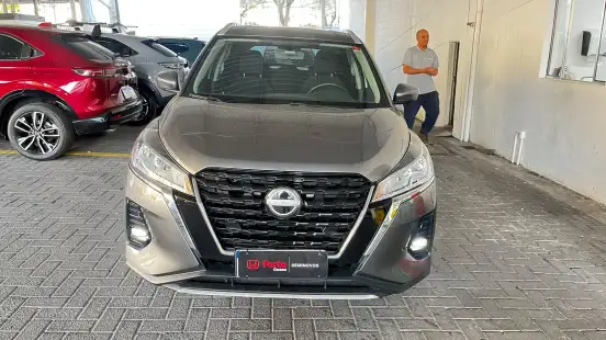 NISSAN-KICKS-2023