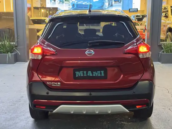 NISSAN-KICKS-1.6 16V FLEXSTART UEFA CHAMPIONS LEAGUE 4P XTRONIC NISSAN-KICKS-2019