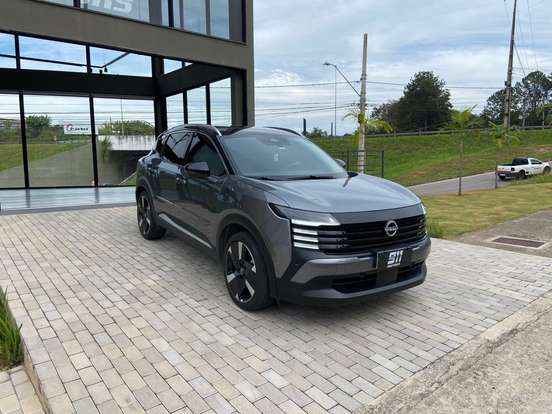 NISSAN-KICKS-2025