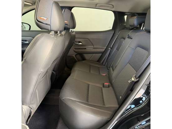 NISSAN-KICKS-2025