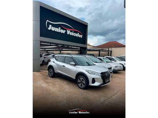 NISSAN-KICKS-2023