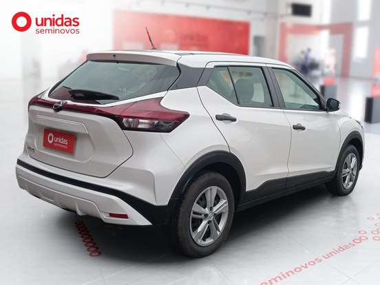 NISSAN-KICKS-2024