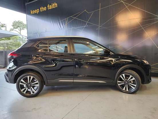 NISSAN-KICKS-2023